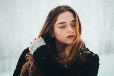 The 7 Best Tips for Winter Hair Care & Protection